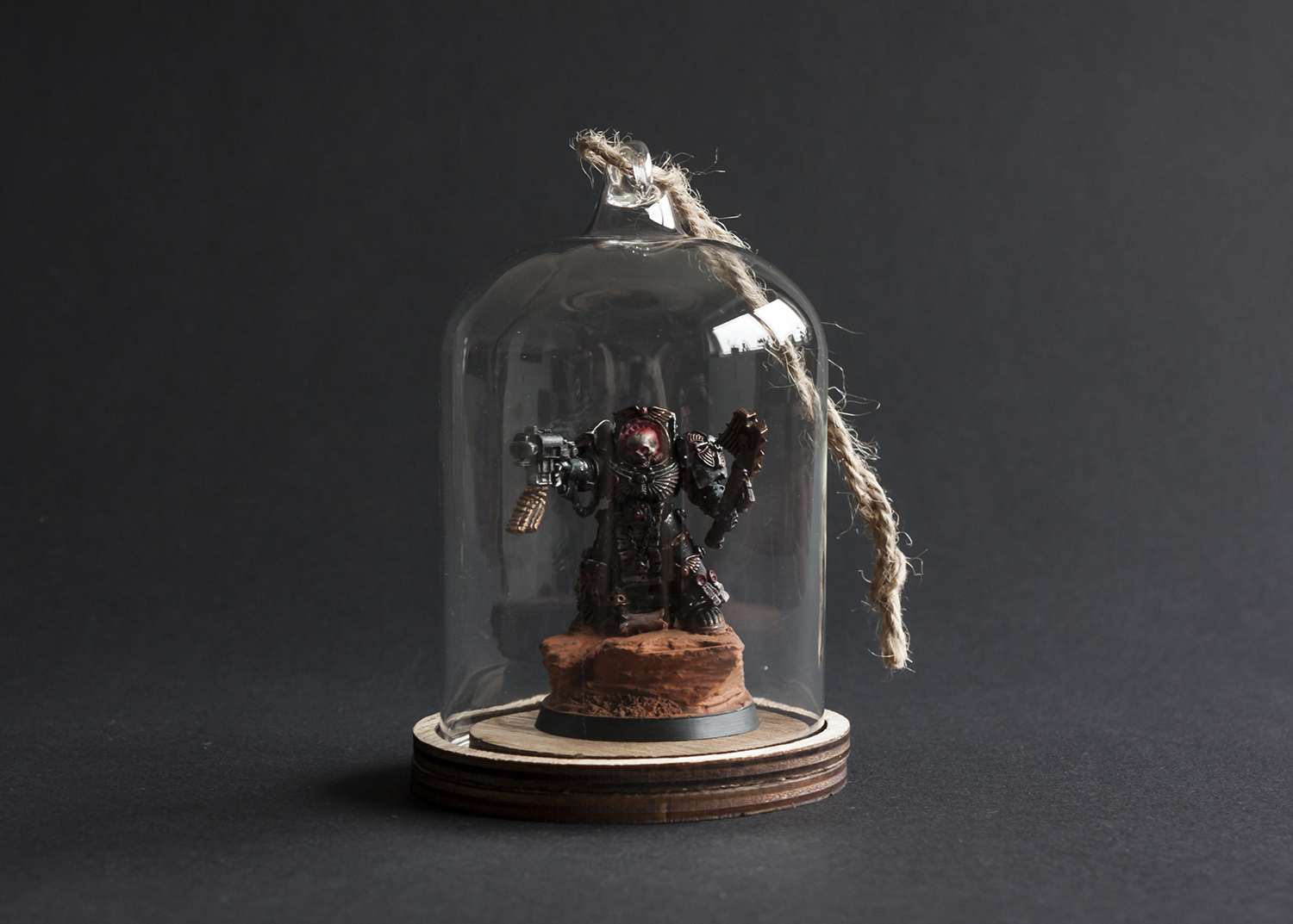 Chaplain Display Quer